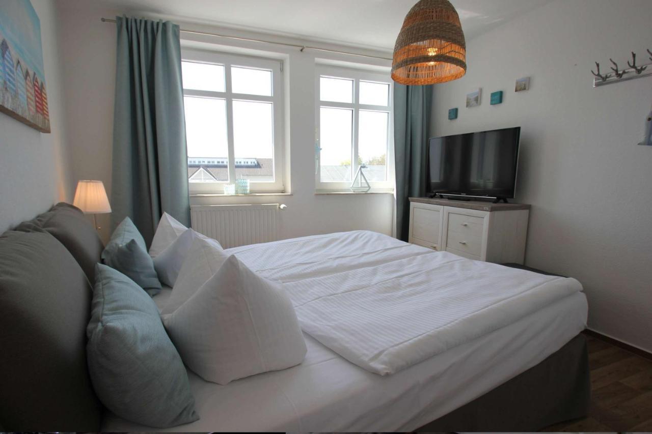 גוהרן Ferienwohnung Mit Schwimmbadnutzung In Sellin - Haus Strandeck Fewo 14 מראה חיצוני תמונה